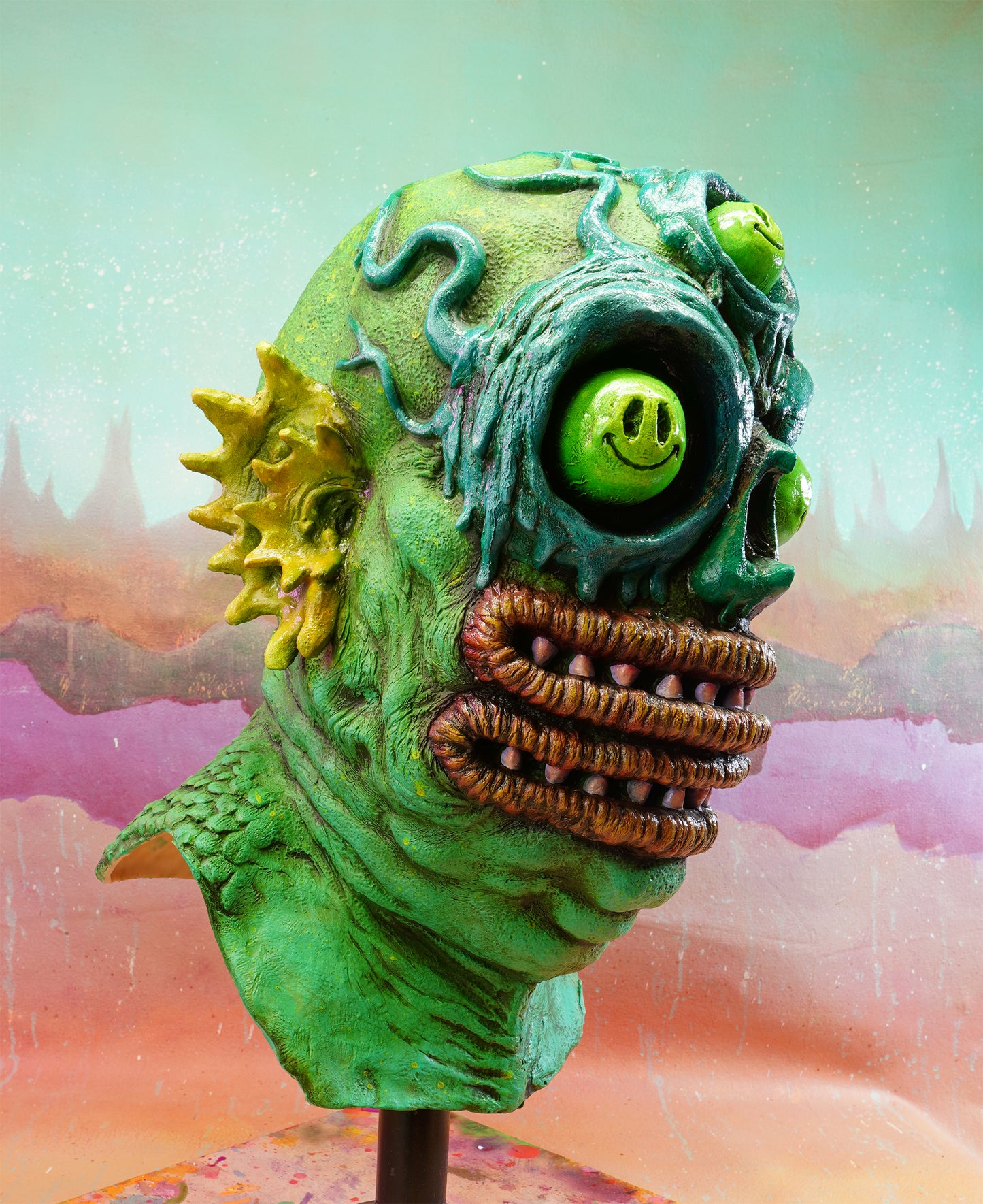 Slippery Grom - Smiley Eyes - Latex Mask