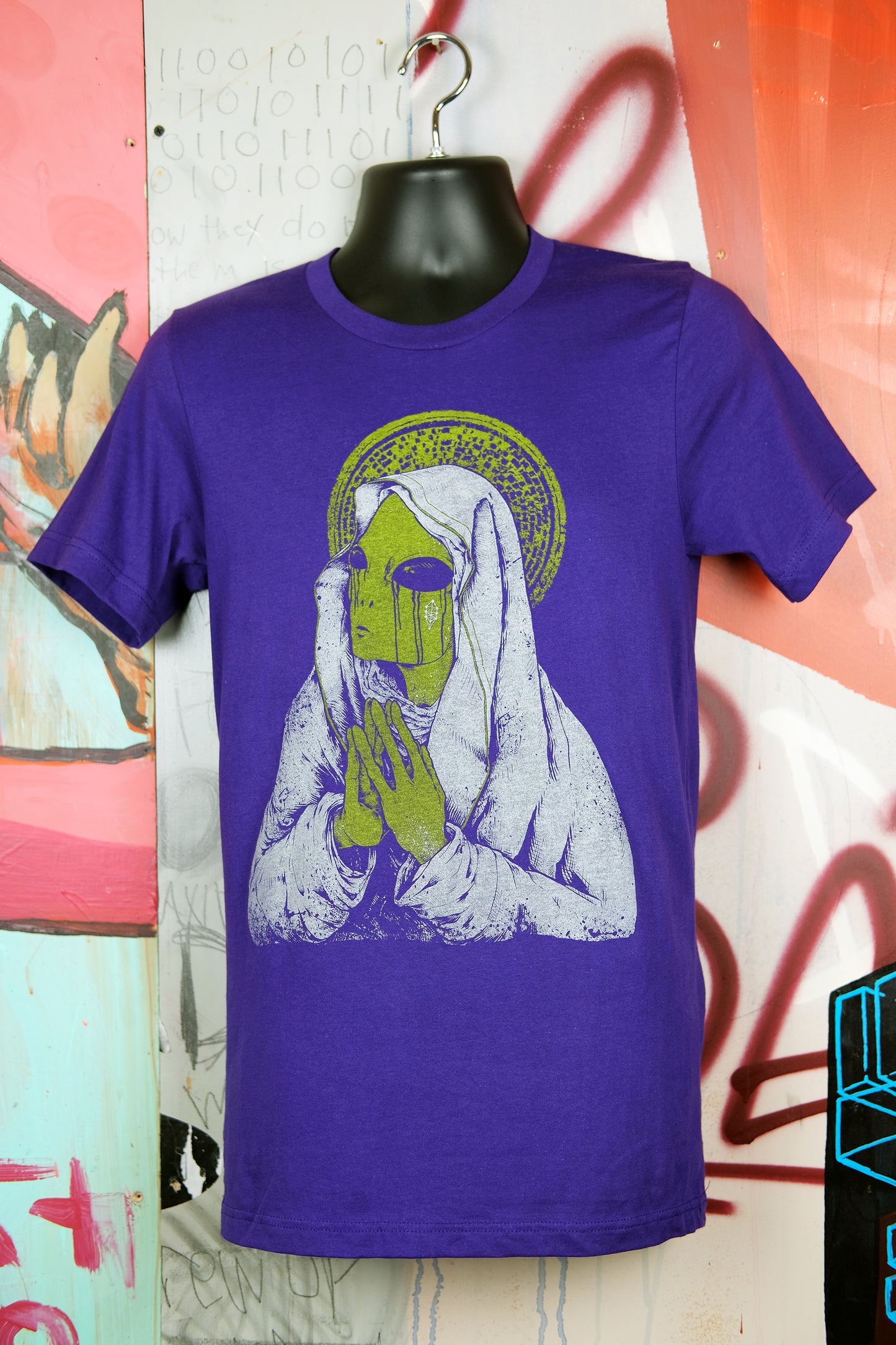 Alien Mary 2 T-shirt